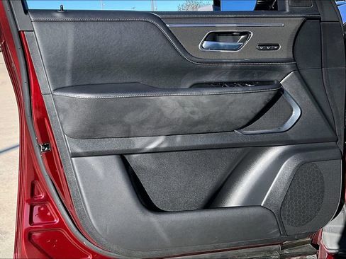 Used 2025 INFINITI QX80 Luxe w/ Cargo Package image 22