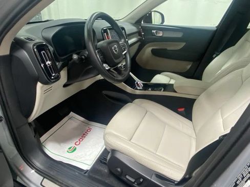 Used 2026 Volvo XC40 B5 Plus AWD/4WD image 10
