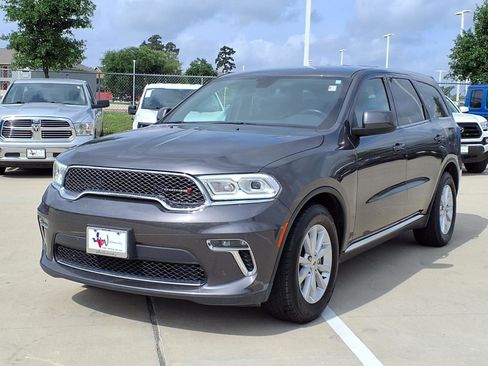 Used 2021 Dodge Durango SXT w/ 3rd Row Seating Group RWD image 3