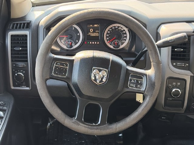 Used 2017 RAM 3500 Tradesman w/ Chrome Appearance Group AWD/4WD image 14