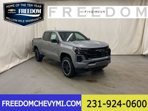 New 2026 Chevrolet Colorado Z71 w/ Technology Package AWD/4WD image 1