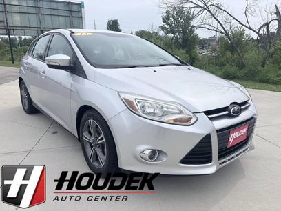 Used 2014 Ford Focus SE w/ SE Sport Package