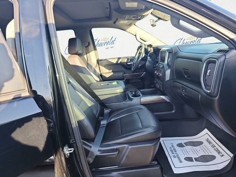 Used 2020 Chevrolet Silverado 1500 LT Trail Boss AWD/4WD image 13