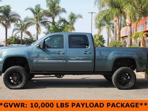 Used 2011 GMC Sierra 2500 Denali image 5