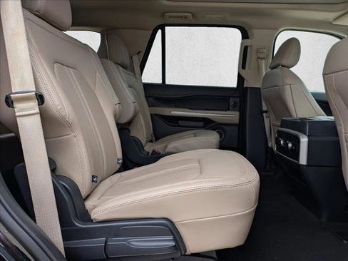 Used 2024 Ford Expedition Limited RWD image 20