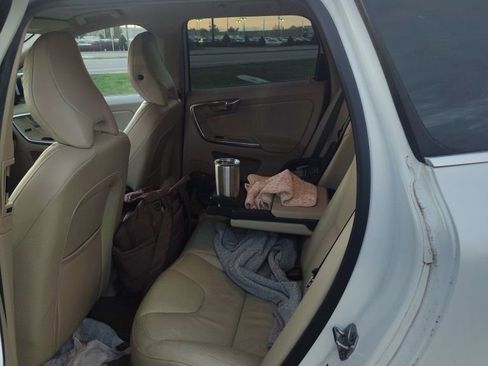 Used 2014 Volvo XC60 T6 image 8