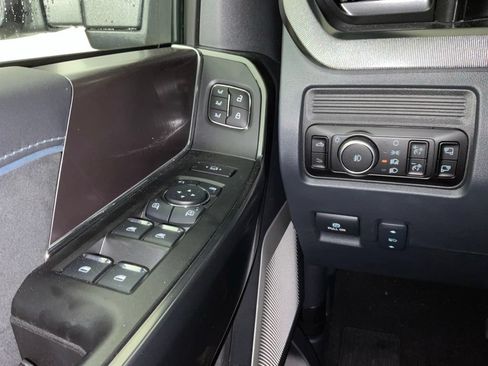 New 2026 Ford F250 Platinum AWD/4WD image 21