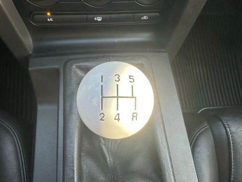 Used 2009 Ford Mustang GT Premium image 28