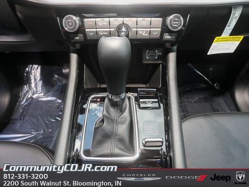 New 2025 Jeep Compass Limited w/ Sun & Sound Group image 16