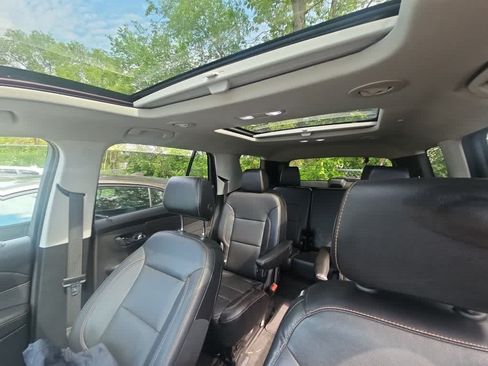 Used 2019 Chevrolet Traverse Premier AWD/4WD image 8