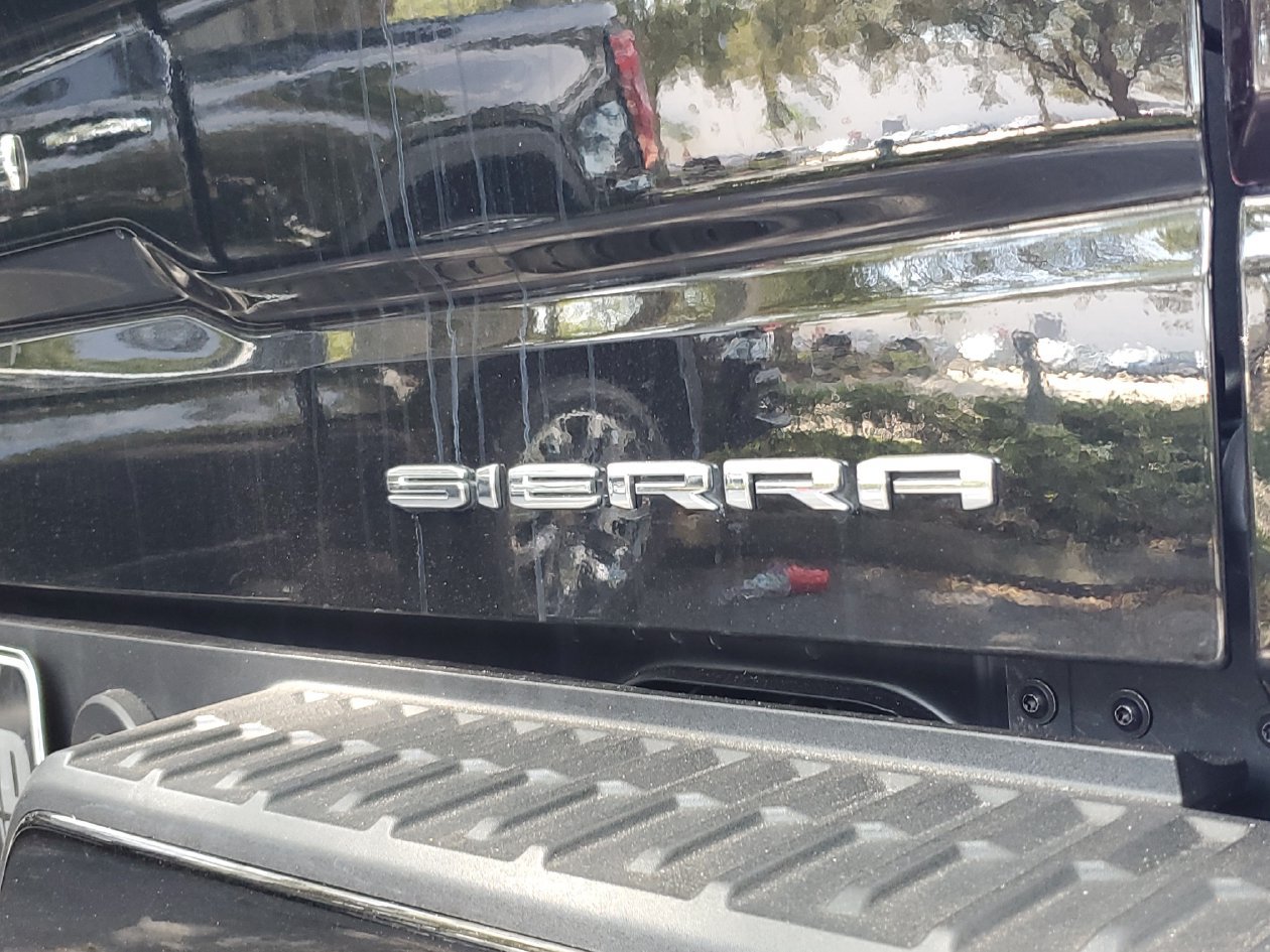 Used 2025 GMC Sierra 1500 Denali Ultimate AWD/4WD image 7