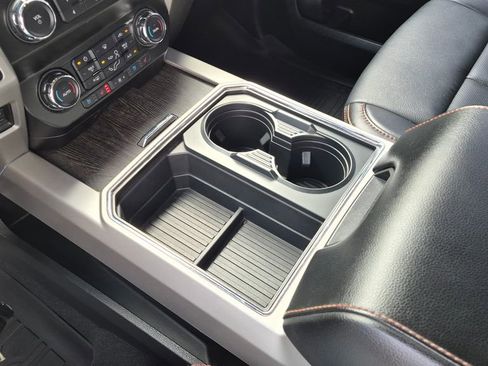 Used 2021 Ford F250 Lariat image 18