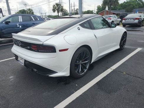 Used 2024 Nissan Z Performance w/ Floor Mat Package RWD image 3
