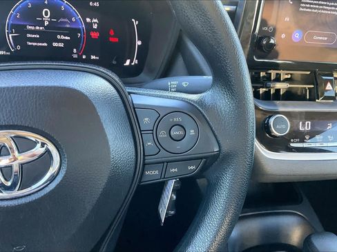 Used 2026 Toyota Corolla LE FWD image 24