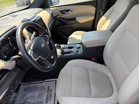 Used 2023 Chevrolet Traverse LT w/ LPO, Floor Liner Package AWD/4WD image 19
