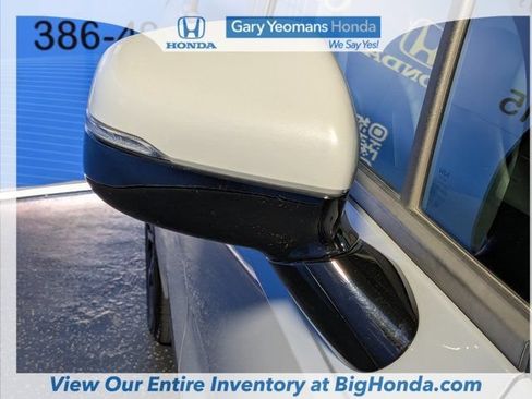 Used 2024 Kia Carnival EX FWD image 13