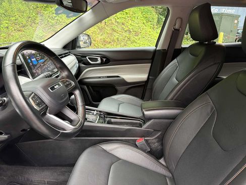 Used 2022 Jeep Compass Limited AWD/4WD image 18