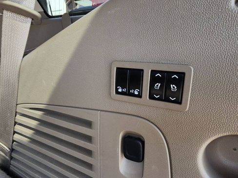 Used 2015 Chevrolet Tahoe LT AWD/4WD image 28