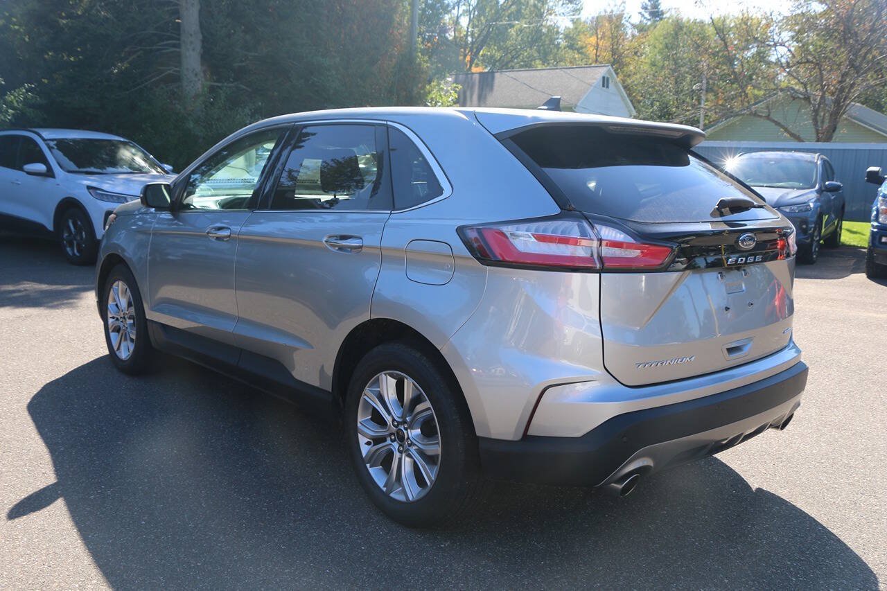 Used 2024 Ford Edge Titanium AWD/4WD image 5