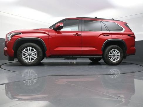 Used 2026 Toyota Sequoia SR5 w/ SR5 Premium Package AWD/4WD image 34
