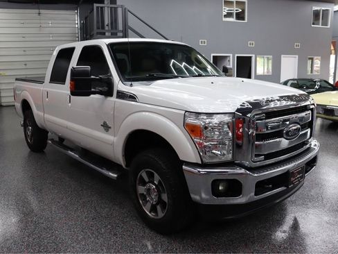 Used 2011 Ford F250 Lariat w/ Lariat Ultimate Pkg AWD/4WD image 5