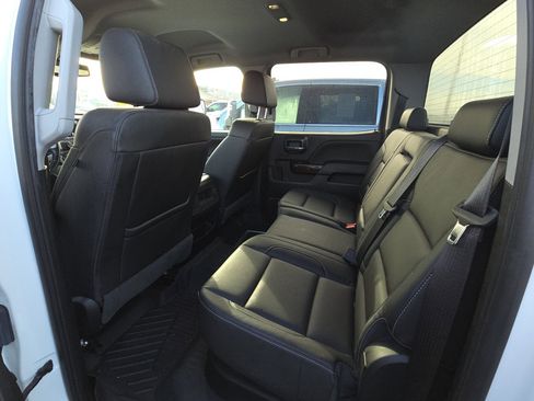 Used 2018 GMC Sierra 2500 SLT w/ Suspension Package, Off-Road image 14