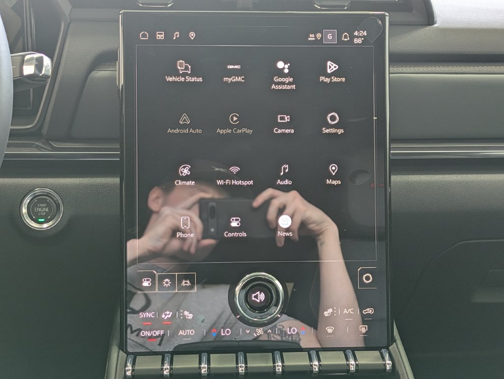 New 2026 GMC Terrain AT4 AWD/4WD image 9