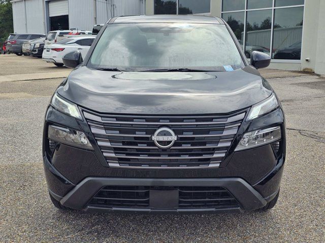Used 2026 Nissan Rogue SV FWD image 2