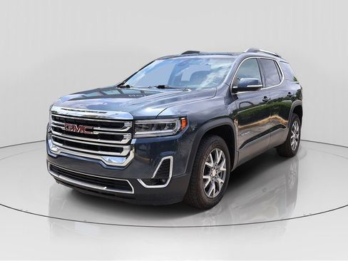 Used 2020 GMC Acadia SLT w/ Driver Alert Package II FWD image 3