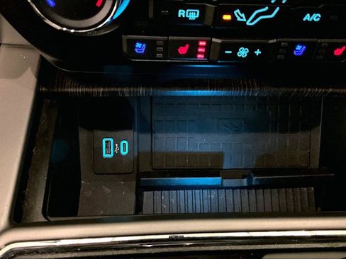 Certified 2020 Ford F250 Lariat w/ Lariat Ultimate Package image 31