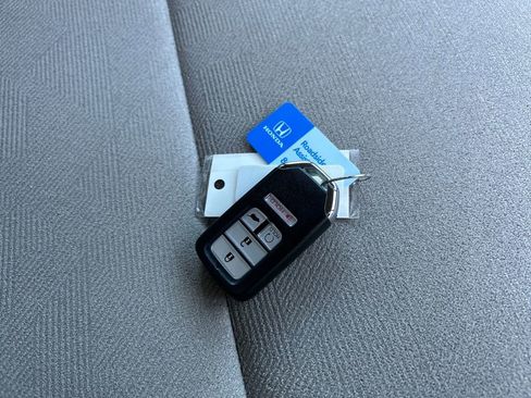 Used 2019 Honda Pilot EX image 32