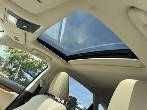 Used 2020 Lexus RX 350 AWD w/ Premium Package image 19