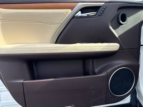 Used 2017 Lexus RX 350 AWD image 8