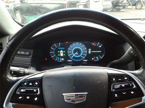 Used 2016 Cadillac Escalade Luxury image 16