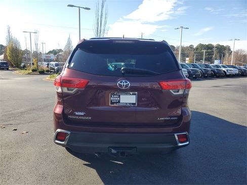 Used 2018 Toyota Highlander Limited Platinum image 5