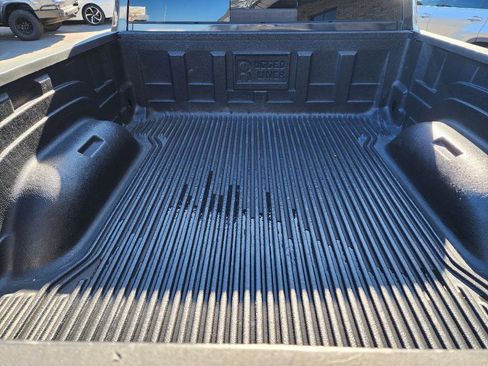 Used 2017 RAM 2500 SLT image 6