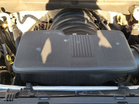 Used 2021 Chevrolet Tahoe LT image 26