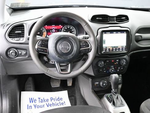 Used 2022 Jeep Renegade Latitude image 29