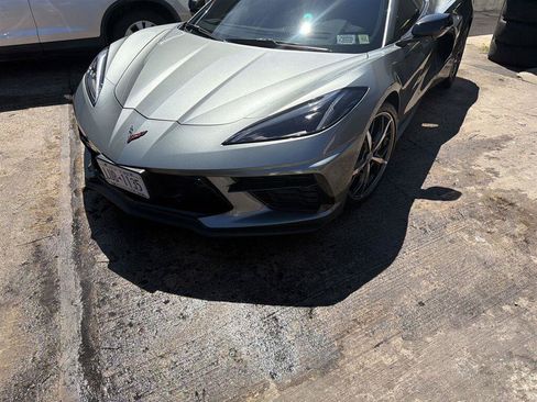 Used 2022 Chevrolet Corvette Stingray Premium Cpe w/ Z51 Performance Package RWD image 4