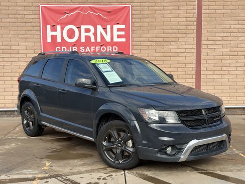 Used 2018 Dodge Journey Crossroad AWD/4WD image 3