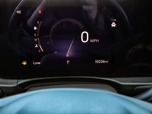 Used 2024 Buick Envista Sport Touring w/ Convenience I Package image 16