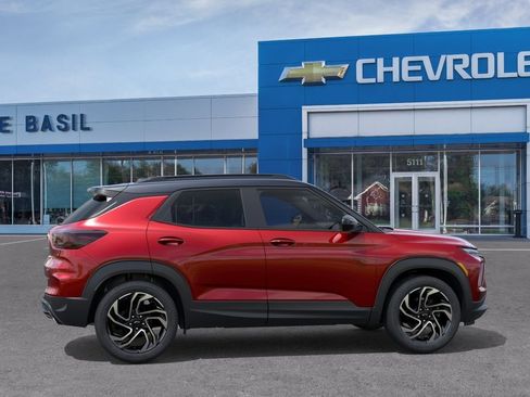 New 2026 Chevrolet TrailBlazer RS w/ Driver Confidence Package AWD/4WD image 5