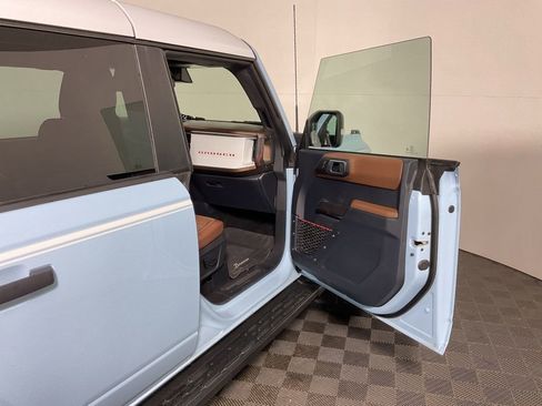 Used 2024 Ford Bronco Heritage Edition AWD/4WD image 37