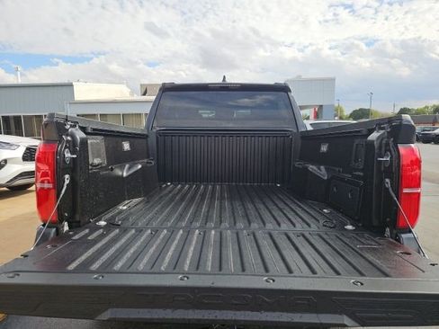 New 2025 Toyota Tacoma TRD Off-Road image 12