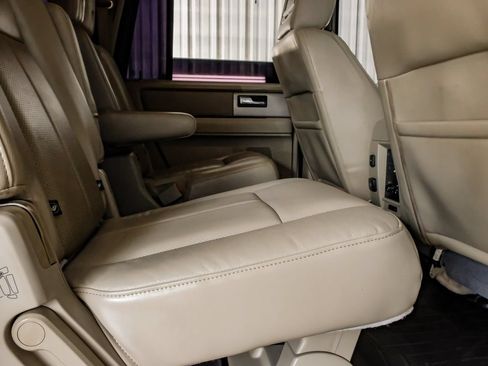 Used 2014 Ford Expedition EL Limited w/ Equipment Group 301A AWD/4WD image 33