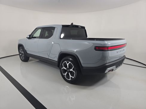 Used 2024 Rivian R1T Adventure Dual AWD/4WD image 3