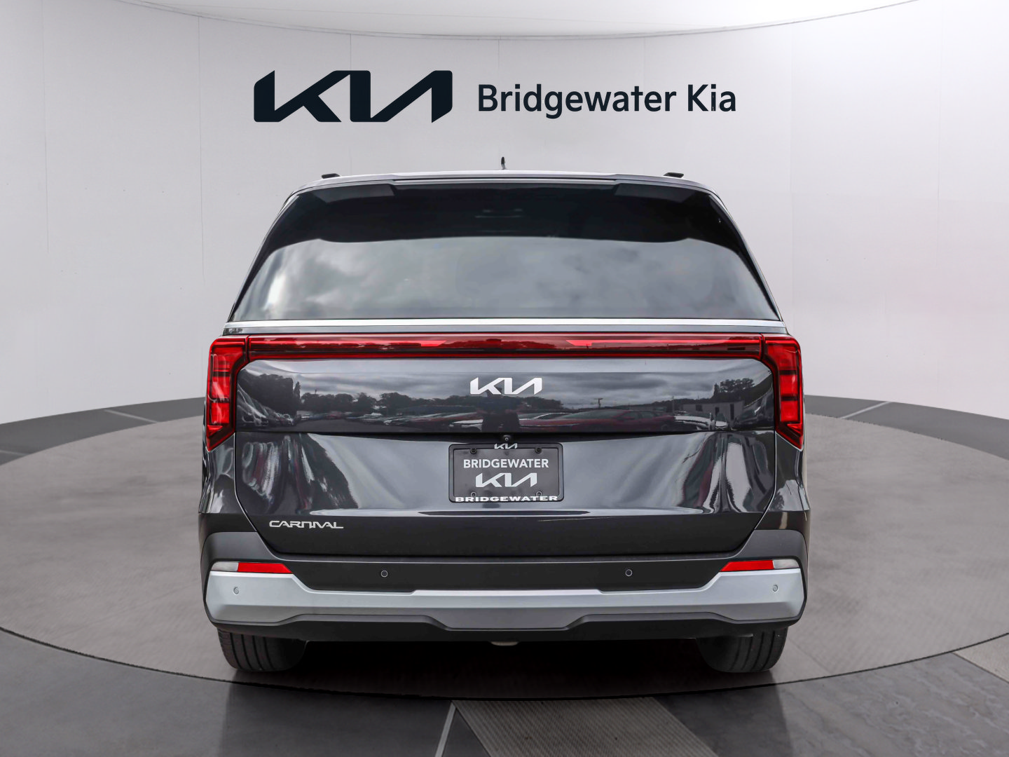 Used 2026 Kia Carnival EX FWD image 5