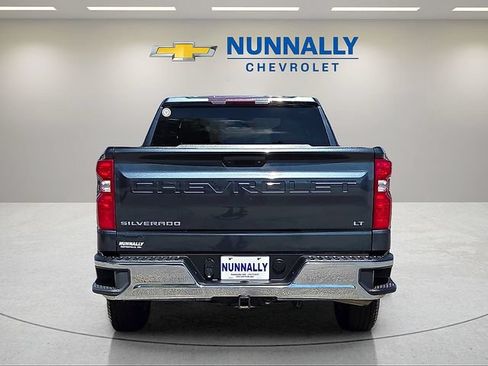Used 2019 Chevrolet Silverado 1500 LT w/ Remote Start Package AWD/4WD image 4