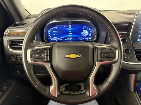 Used 2023 Chevrolet Suburban Premier RWD image 23