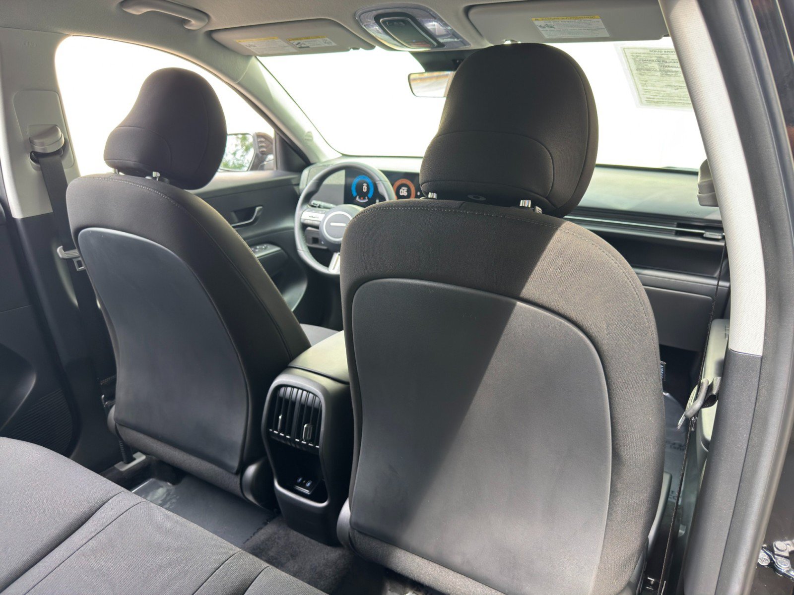 Used 2026 Hyundai Kona SEL Sport FWD image 33